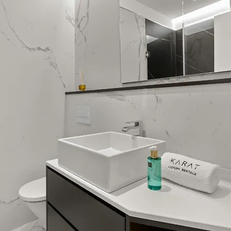 7 Luxury By Karat * Santa Cruz de Tenerife