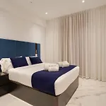 7 Luxury By Karat