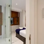 7 Luxury By Karat Apartment